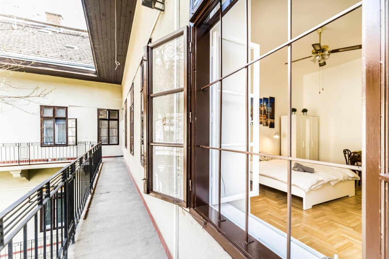 Corbie Downtown Apartment بودابست المظهر الخارجي الصورة