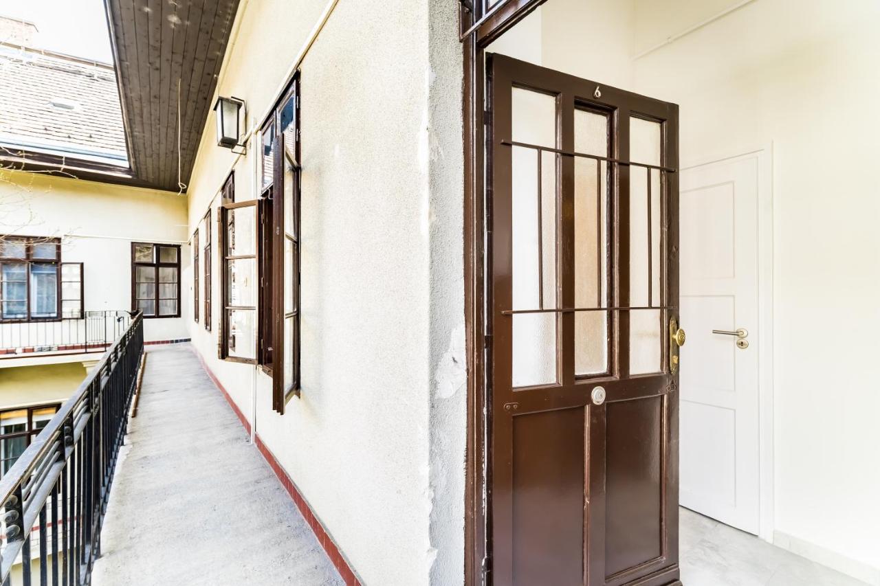 Corbie Downtown Apartment بودابست المظهر الخارجي الصورة