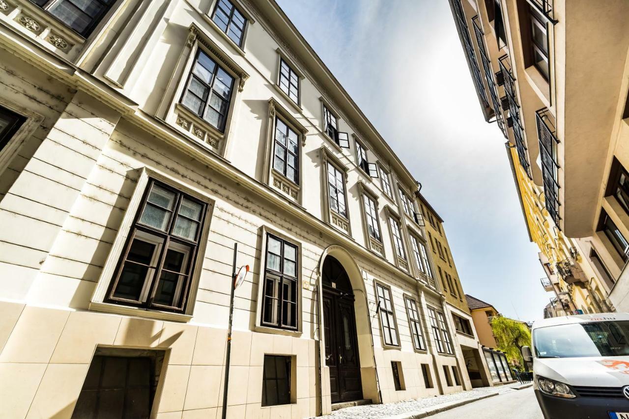 Corbie Downtown Apartment بودابست المظهر الخارجي الصورة
